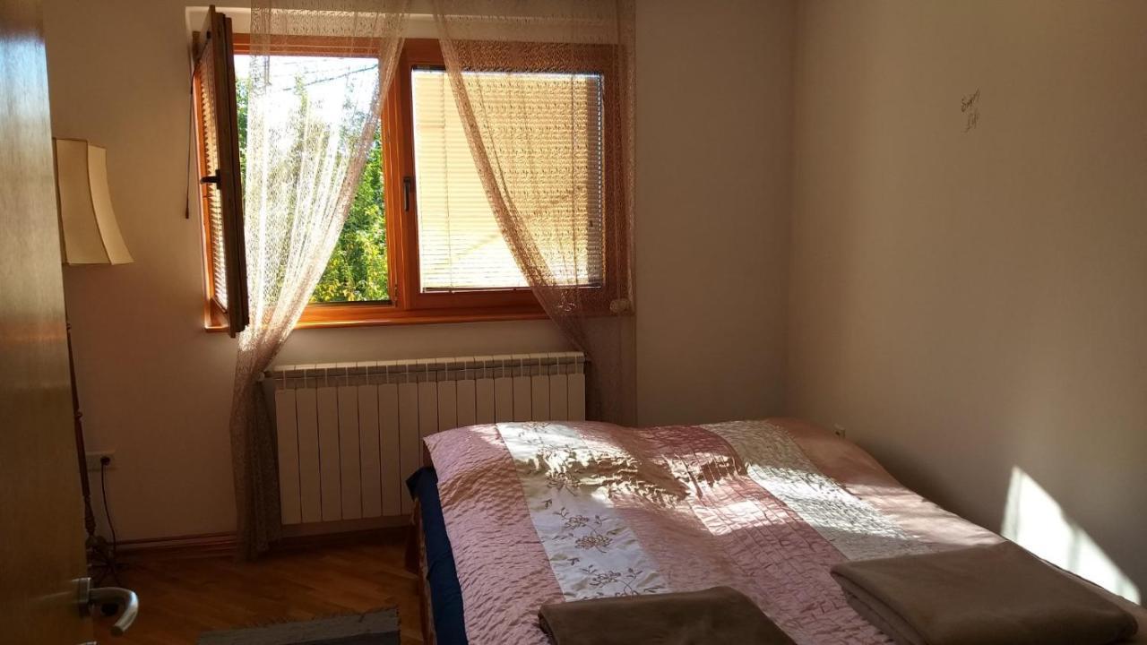 Apartman Sa Garazom I Internetom سراييفو المظهر الخارجي الصورة